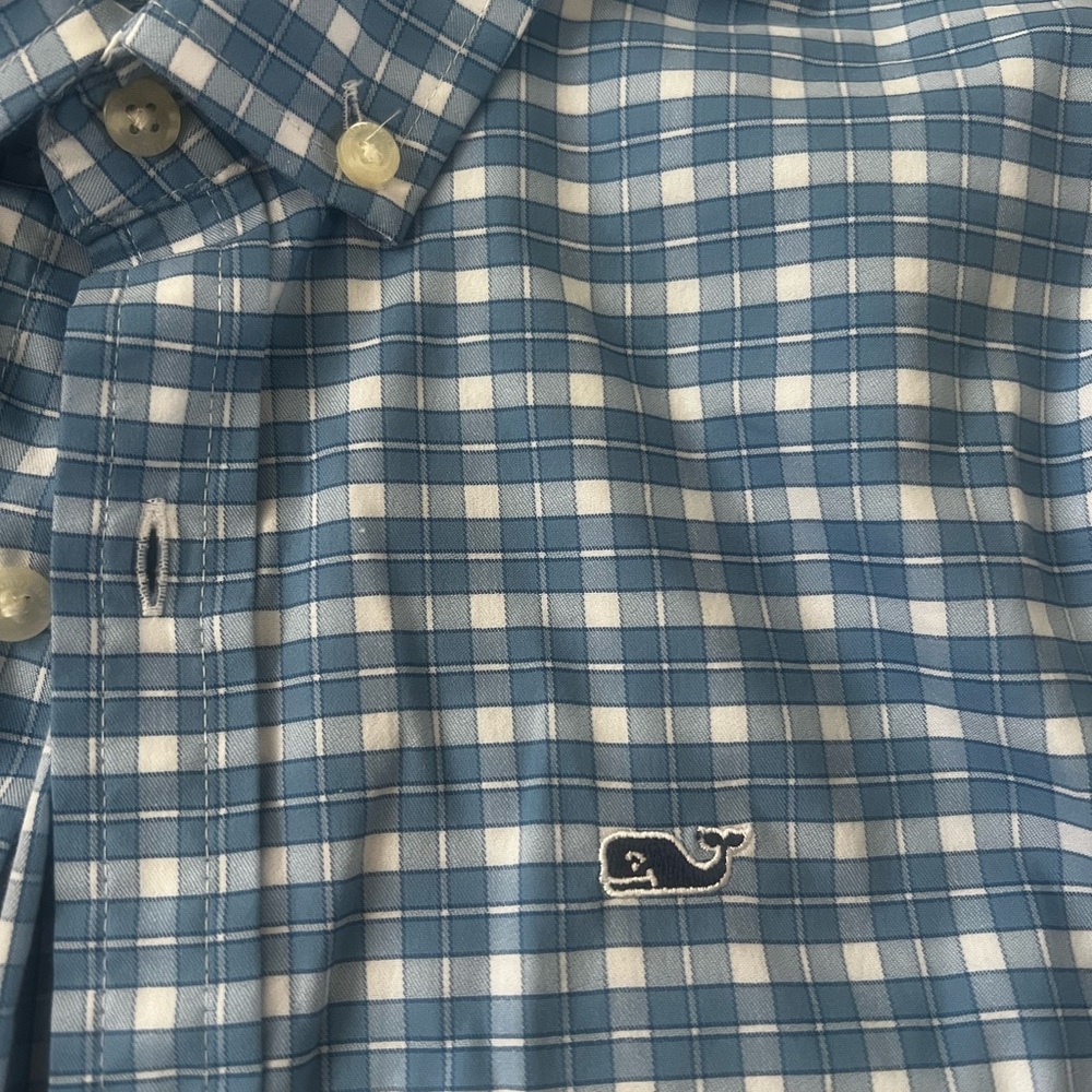 Boys Vineyard Vines Performance Buttondown size Small (8-10)
